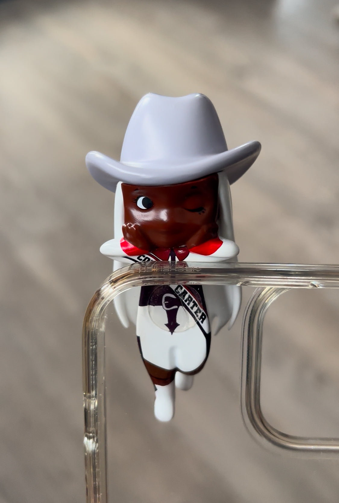 Yonce Mini